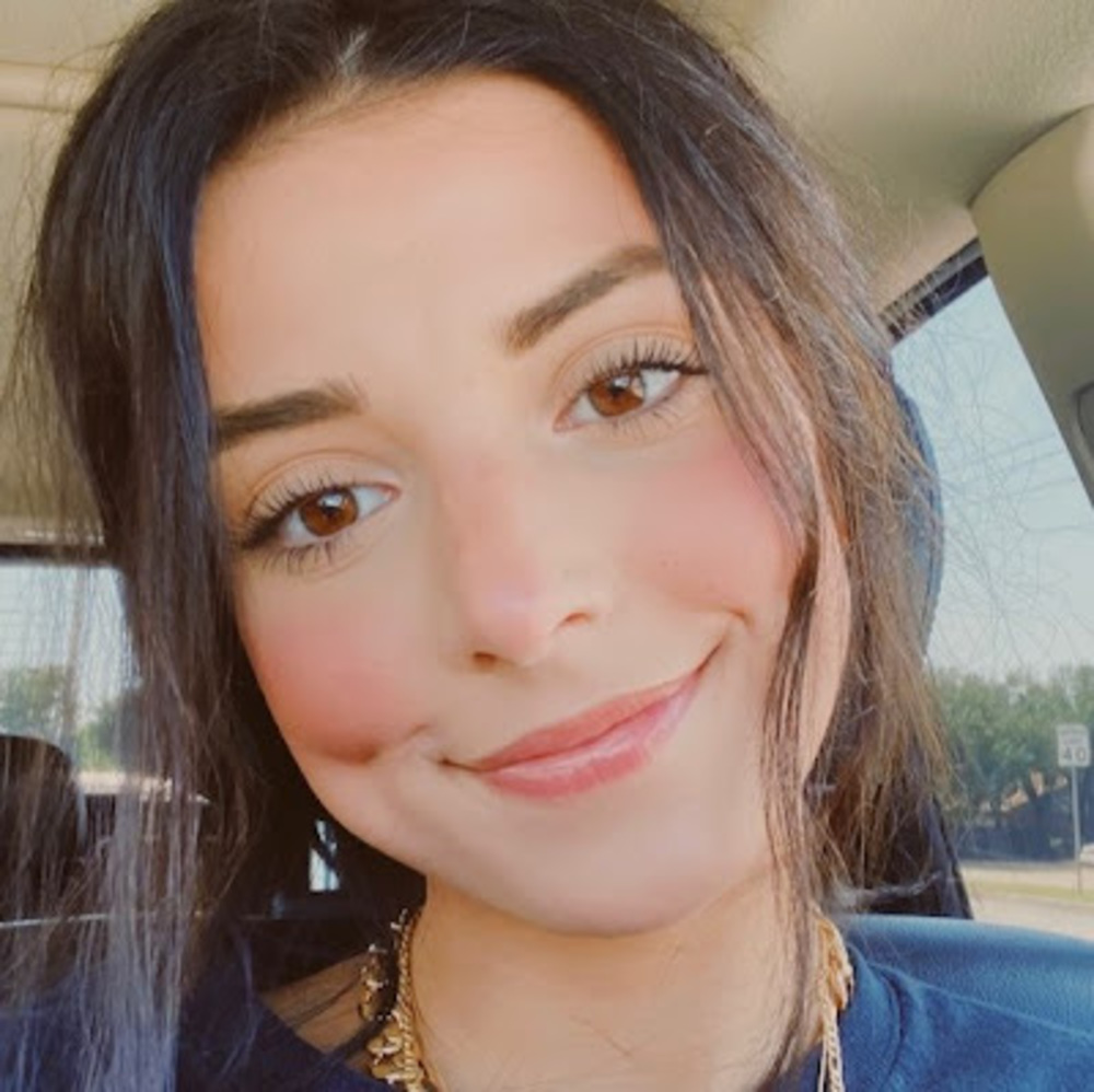 Meet your Posher, Emma